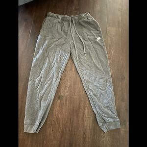 Nike gray woman’a sweatpants